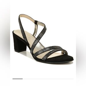 Naturalizer Women's Vanessa 2 Sandal